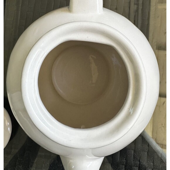 New Rae Dunn Artisan Collection By Magenta Blue Polka Dot POUR Teapot - Picture 7 of 8